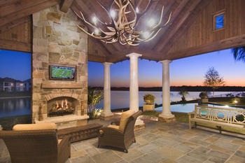 Lakeside Living in Houston